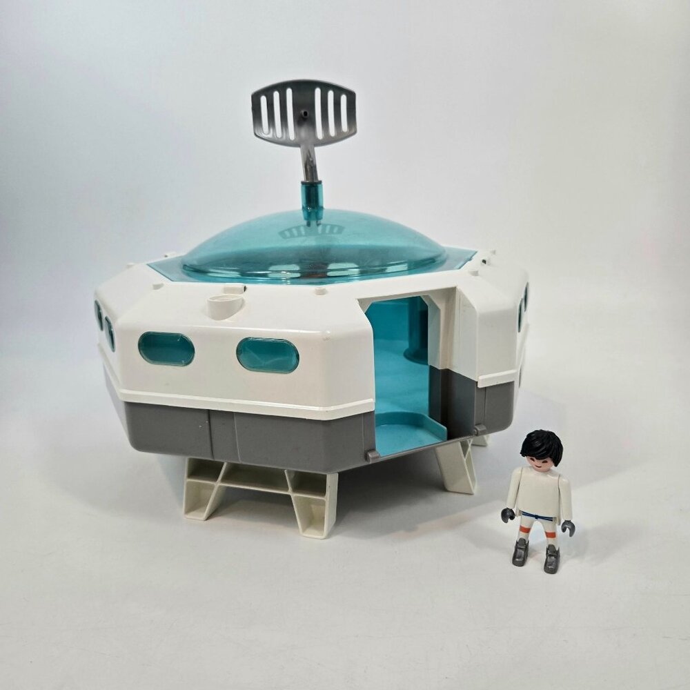 Vintage Playmobil PlaymoSpace Space Station & Astronaut #3536 INCOMPLETE 1980